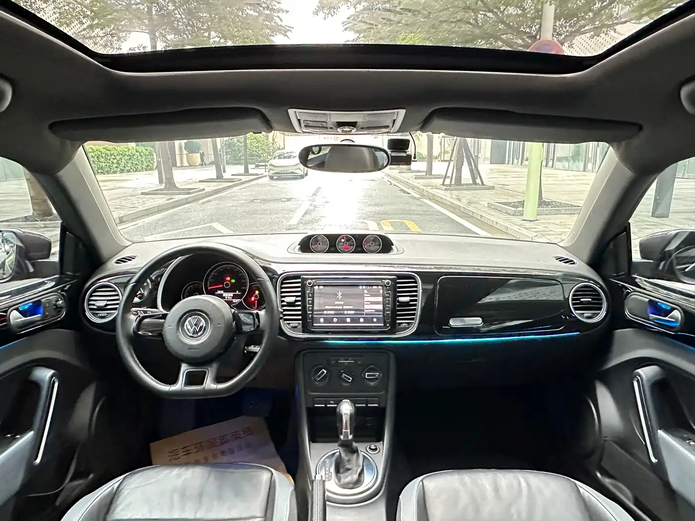 Volkswagen Beetle 2013 1.4TSI Comfort фото 11