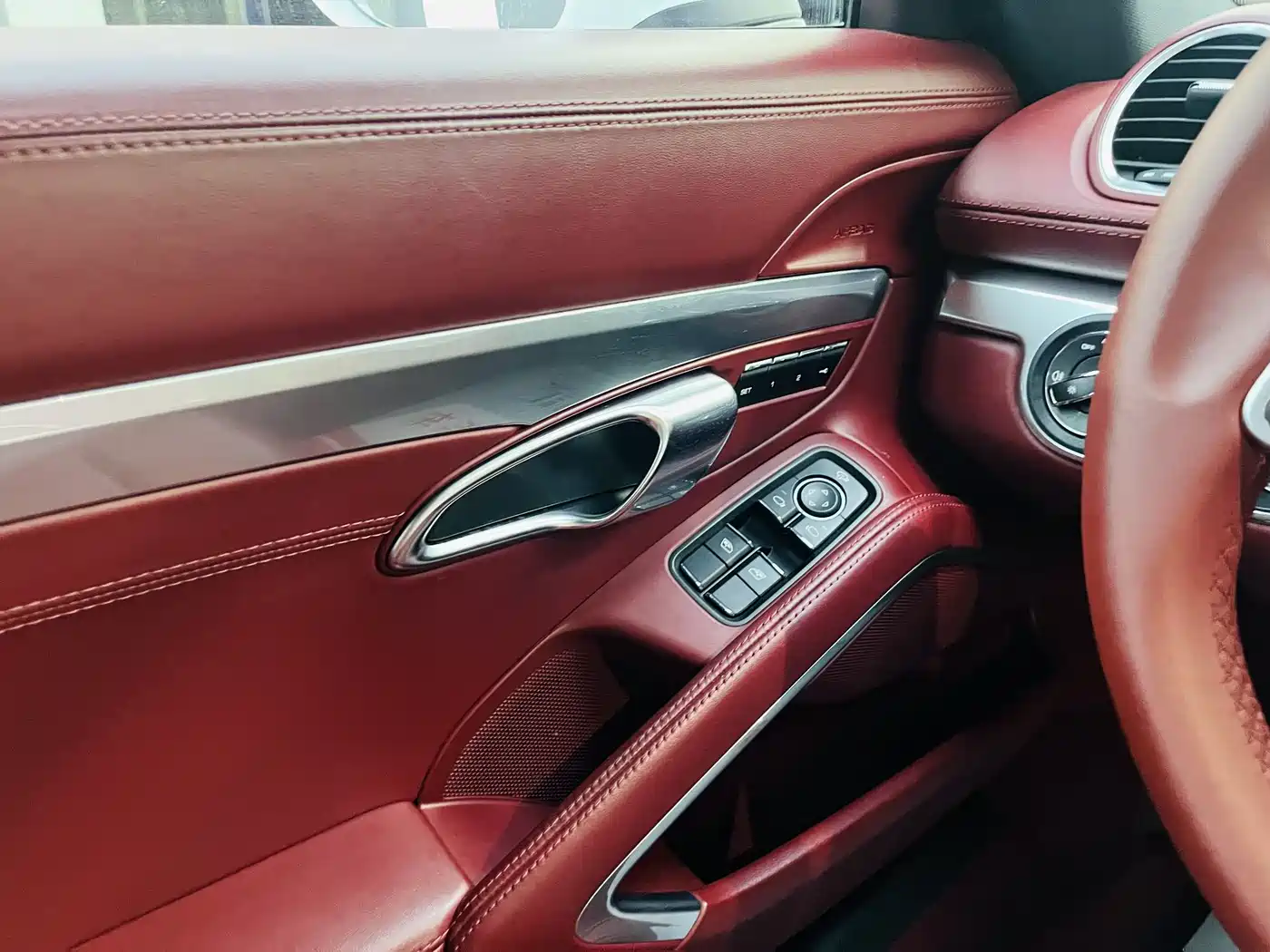 Porsche 718 2022 Cayman 2.0T фото 14