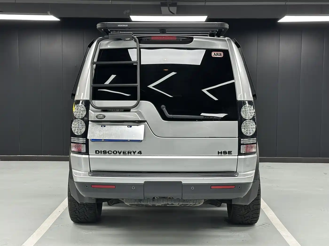 Land Rover Discovery 2016 3.0 SC V6 HSE фото 23