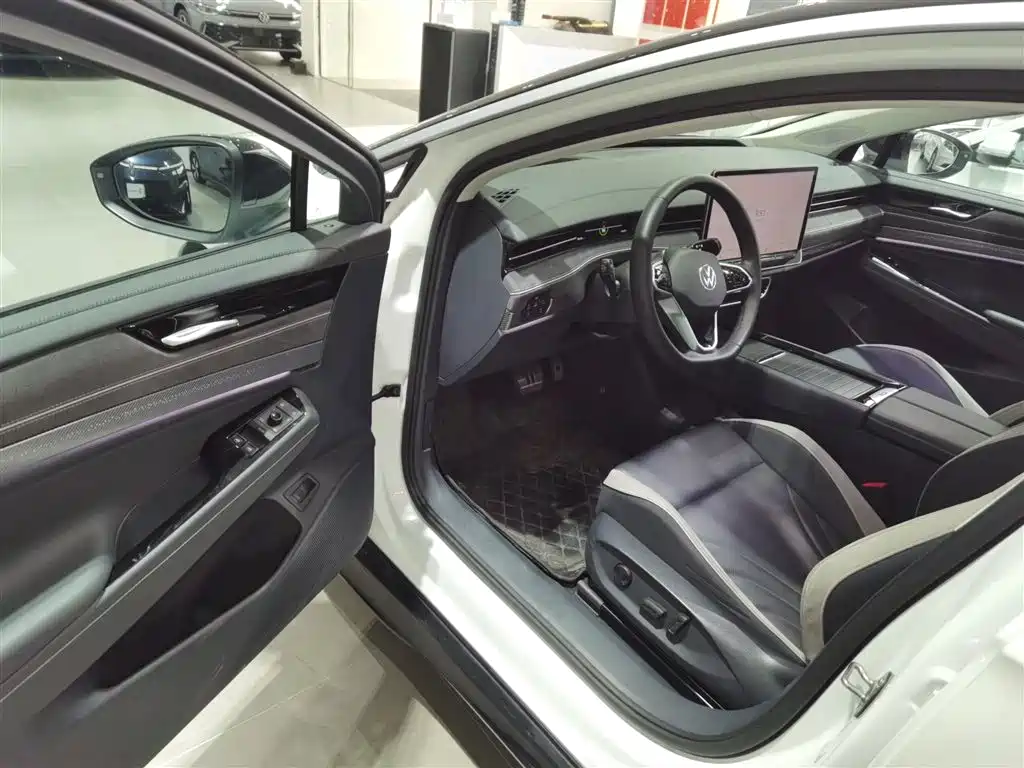 Volkswagen ID.7 VIZZION 2024 PRO фото 12