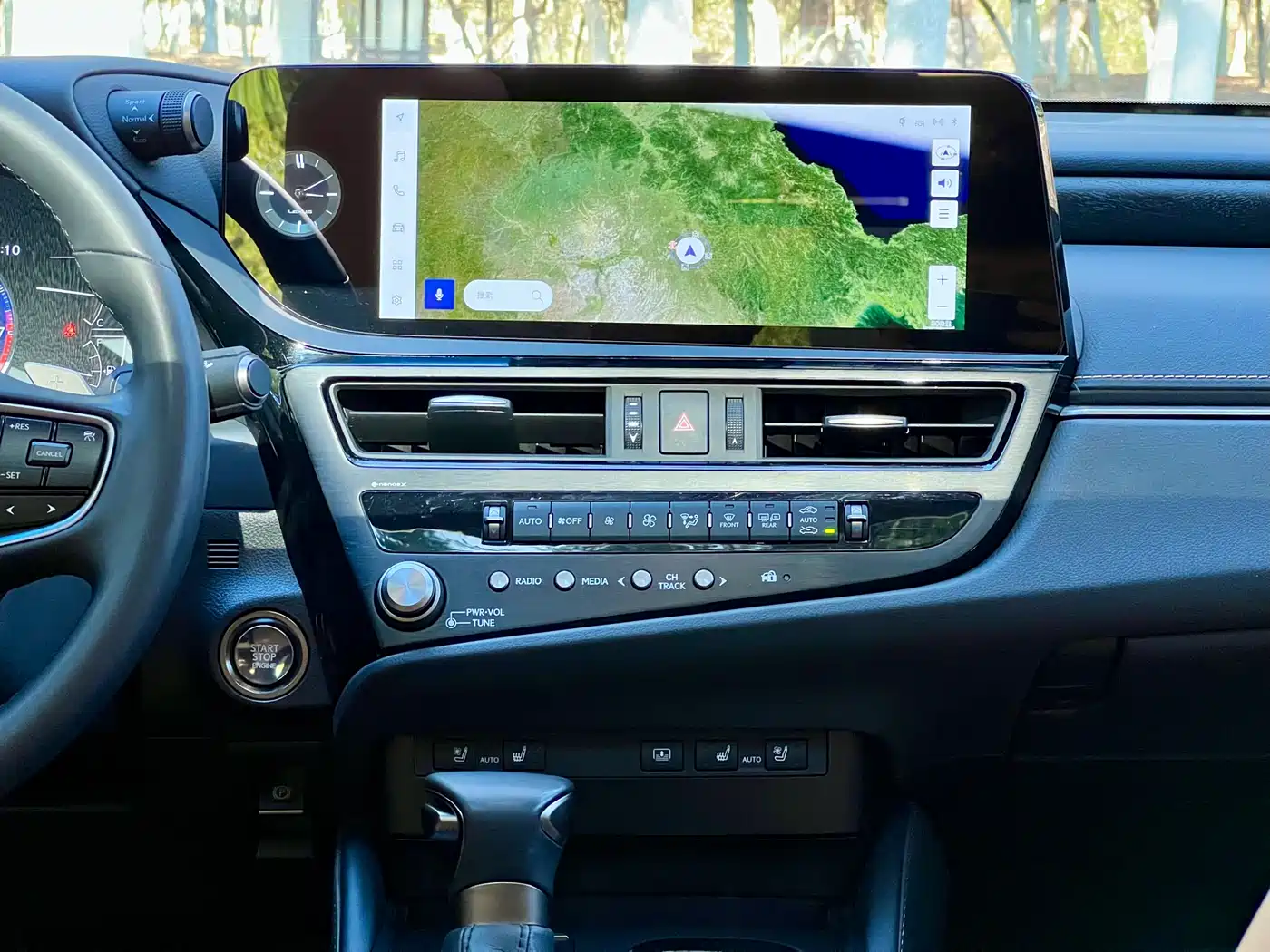 Lexus ES 2024 200 Premium Edition фото 25