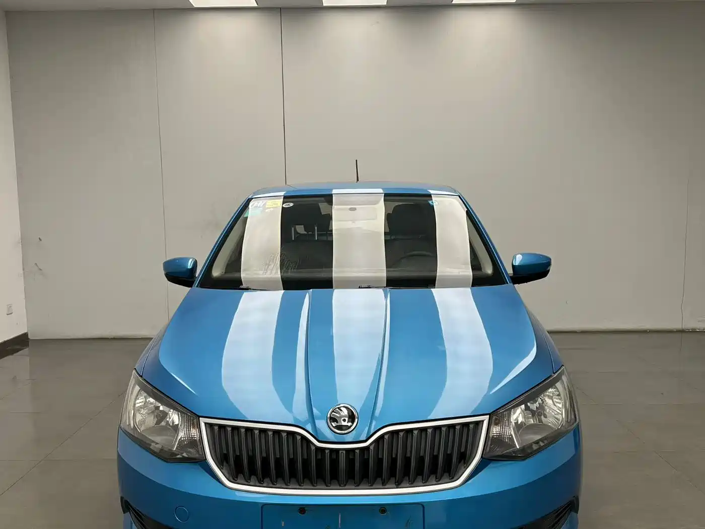Škoda Fabia 2015 1.4L Automatic Advance Edition фото 2