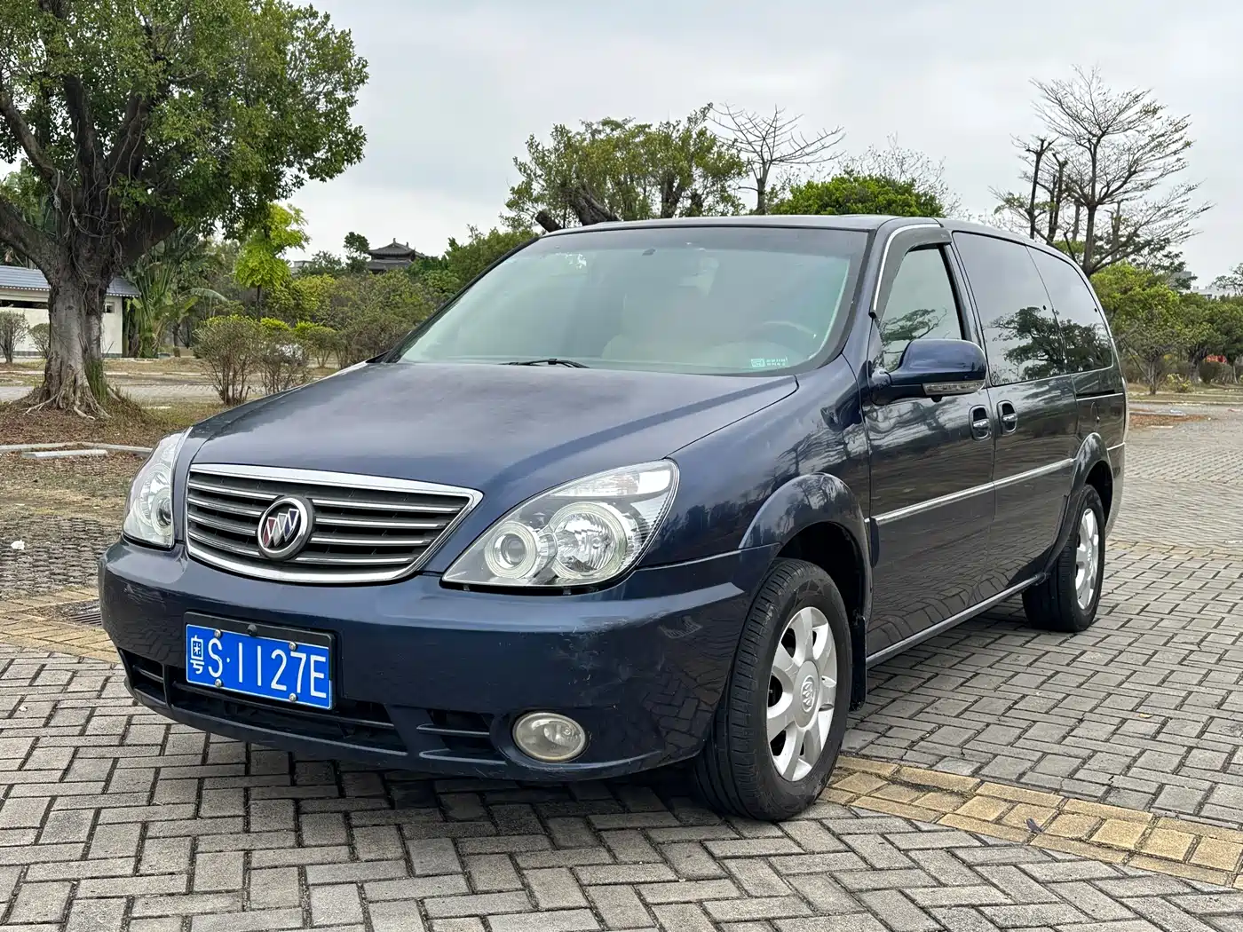Buick GL8 2006 Model GL8 3.0L XT Navigation Edition