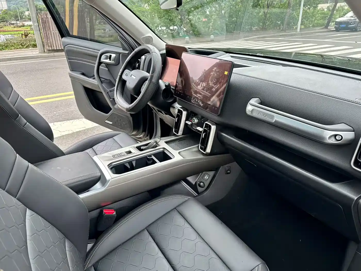 Haval Dargo 2025 2024 Model 1.5T DCT Labrador Edition