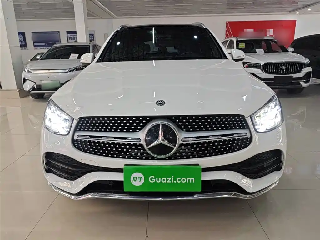 Mercedes-Benz GLC 2020 GLC 260 L 4MATIC Luxury фото 3