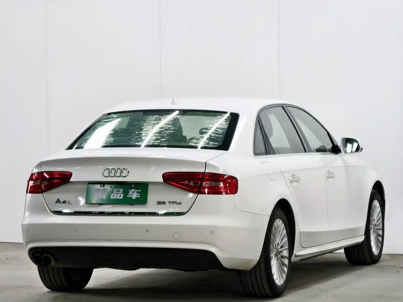 Audi A4L 2015 35 TFSI Auto Comfort фото 4