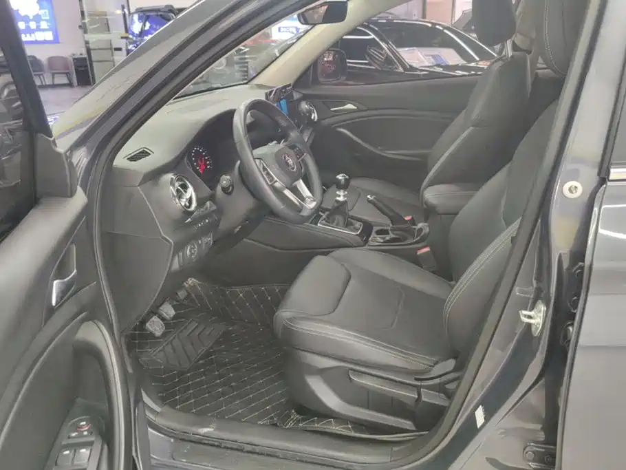 BYD Song 2021 2021 Classic Edition 1.5T Manual Luxury
