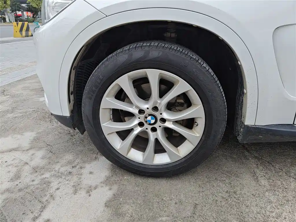 BMW X5 (Import) 2018 xDrive28i фото 19