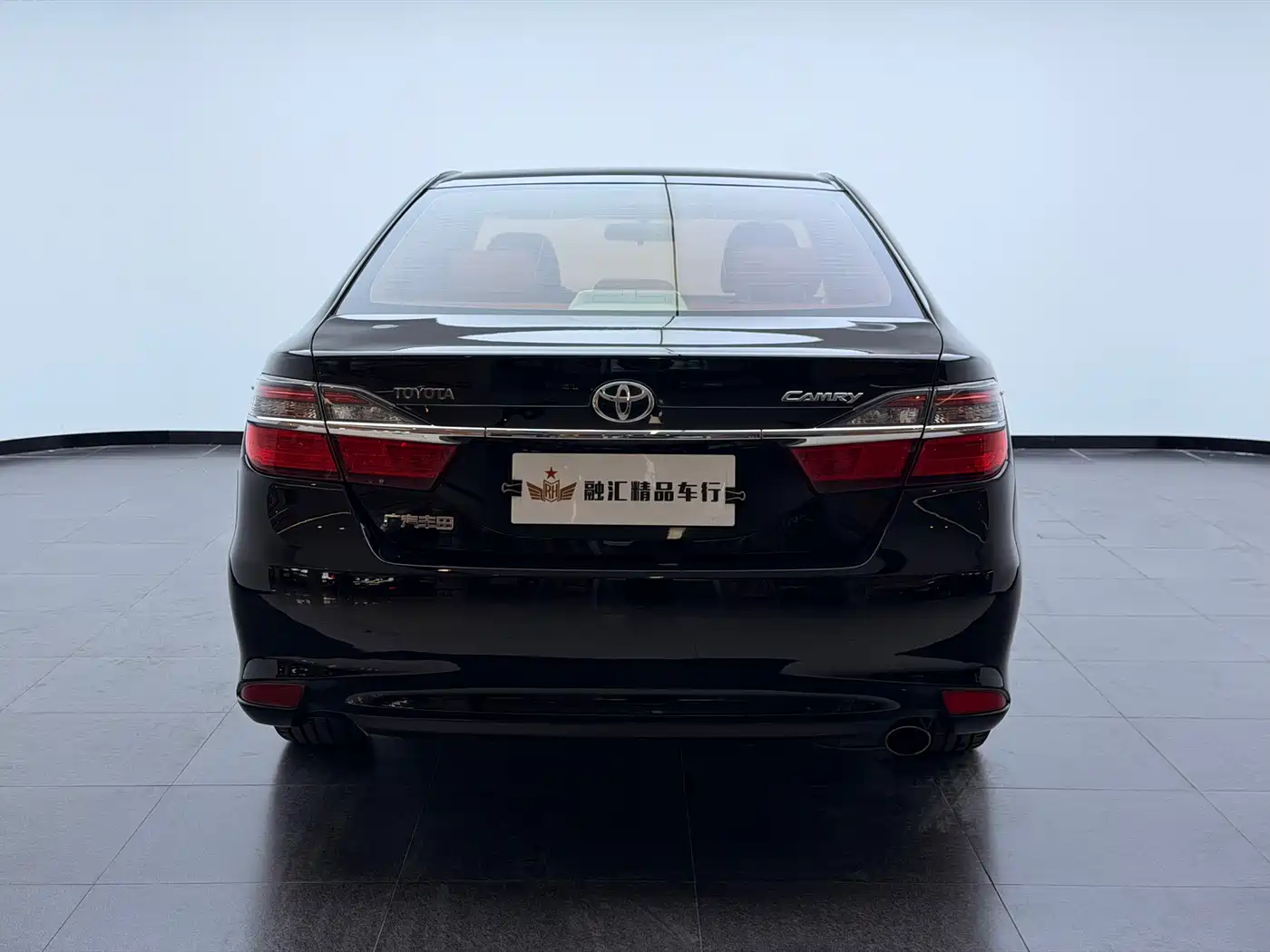 Toyota Camry 2015 2.0E Elite Edition фото 6