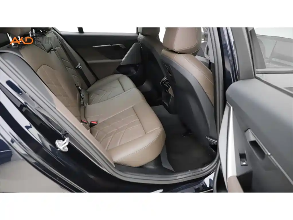 BMW 5 Series (Import) 2024 Model 525i M Sport Package фото 8