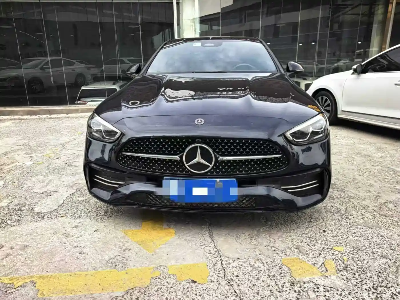 Mercedes-Benz C-Class 2023 C 260 L Night Edition Sport фото 3