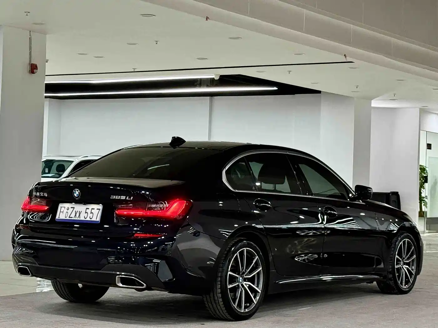 Фото 5 - BMW 3 Series
