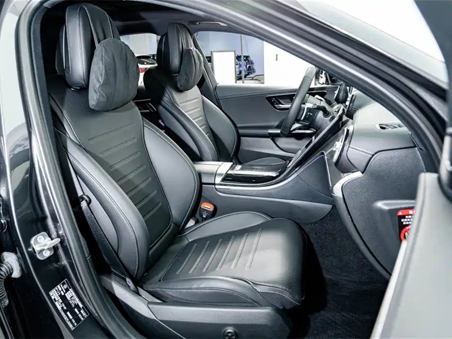 Mercedes-Benz C-Class 2023 Facelift II C 260 L Night Edition фото 18