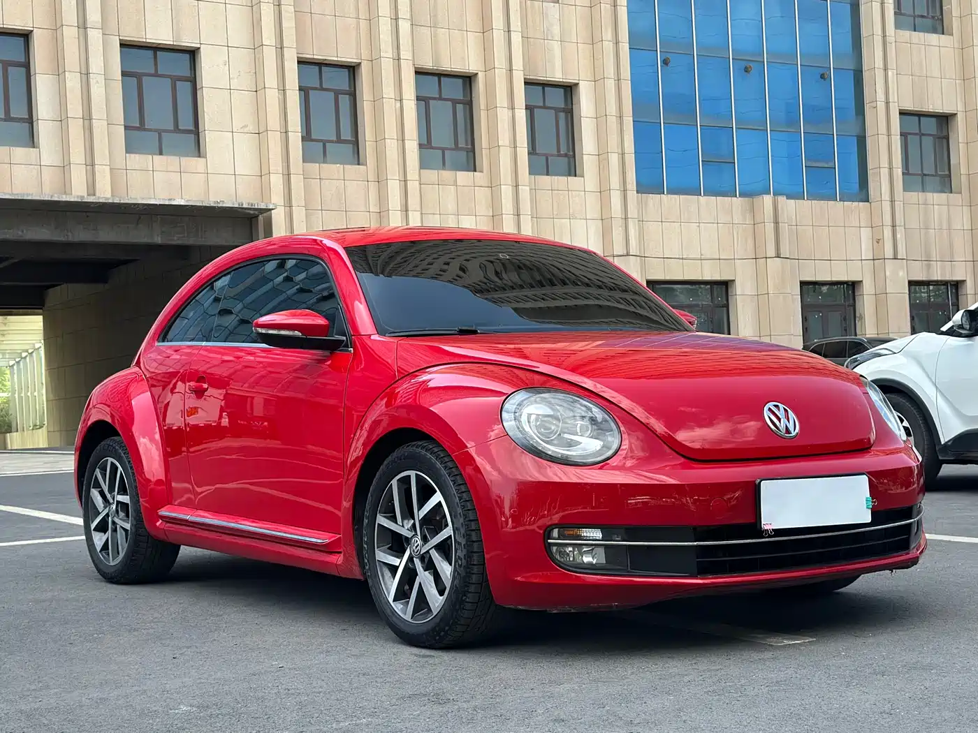 Volkswagen Beetle 2013 1.4TSI Fashion Edition фото 3