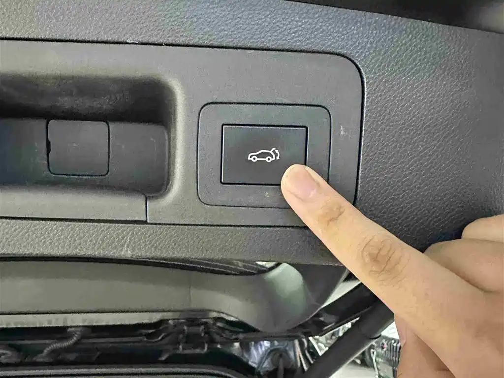 GAC Trumpchi Trumpchi GS8 2017 320T AWD Luxury Smart Connect (7-Seater) фото 22