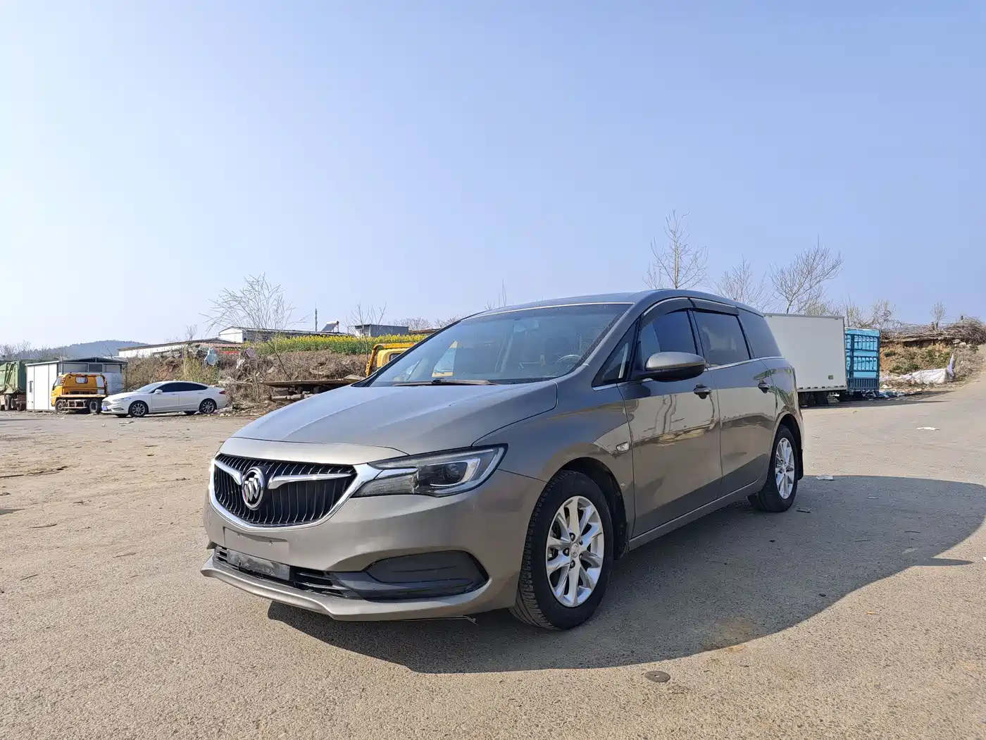 Buick GL6 2018 18T 6-Seater Elite