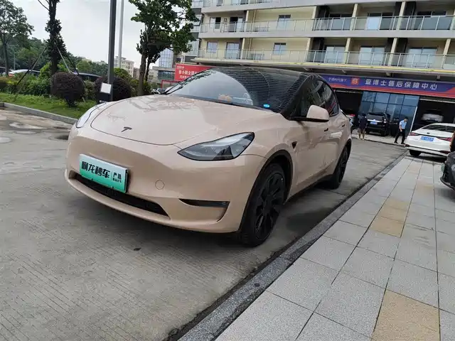 Tesla Model Y Рестайлинг, увеличенный запас хода, полный привод