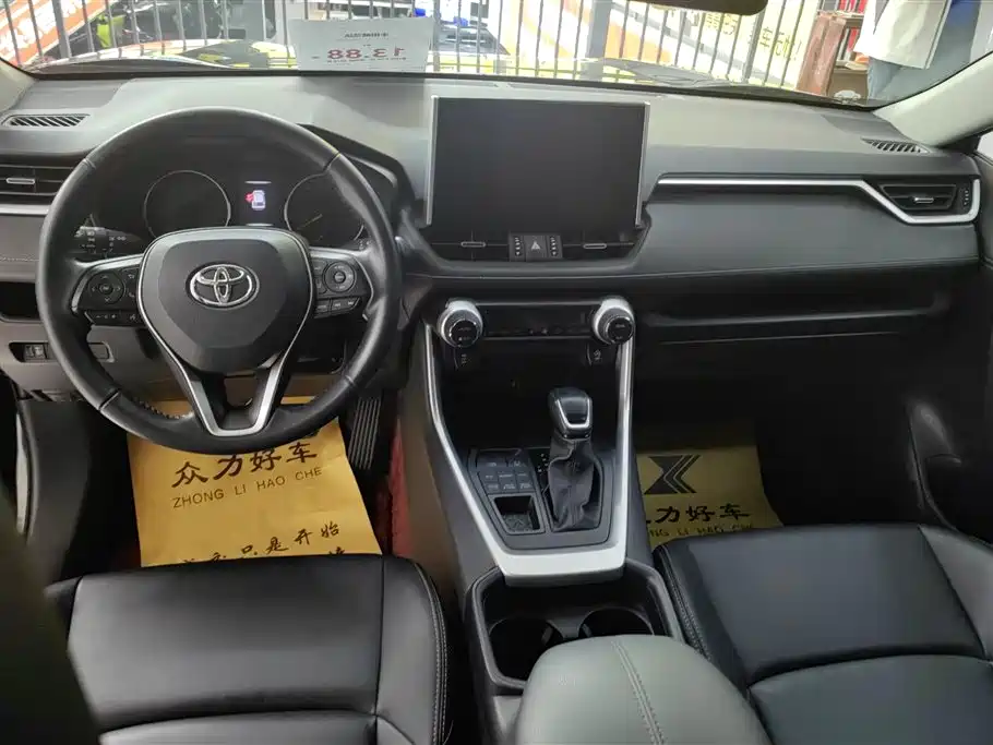 Toyota Wildlander 2022 2.0L CVT AWD Luxury Edition фото 12