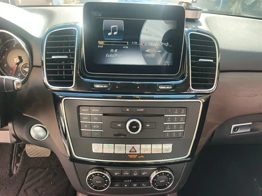 Mercedes-Benz GLE 2017 GLE 320 4MATIC Dynamic фото 13
