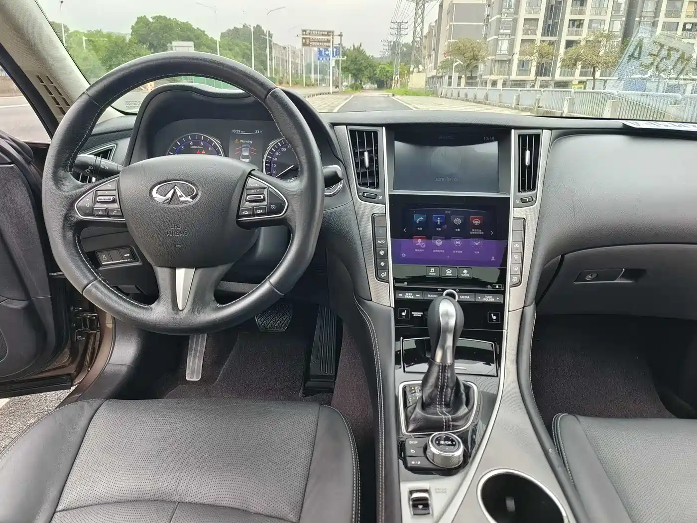 Фото 5 - Infiniti Q50