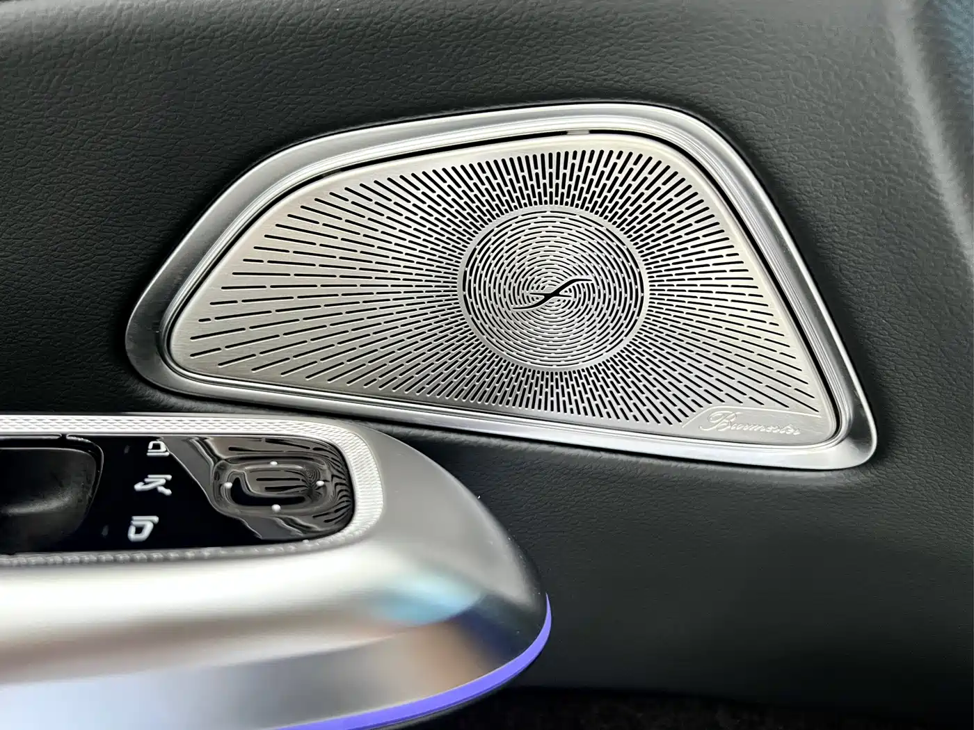 Mercedes-Benz E-Class 2025 Facelift E 300 L Luxury фото 23