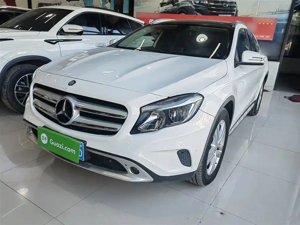 Mercedes-Benz GLA 2016 GLA 200 Dynamic