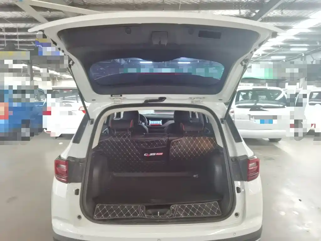 Changan CS35 PLUS 2018 2018 1.6L Manual Smooth Connect China V
