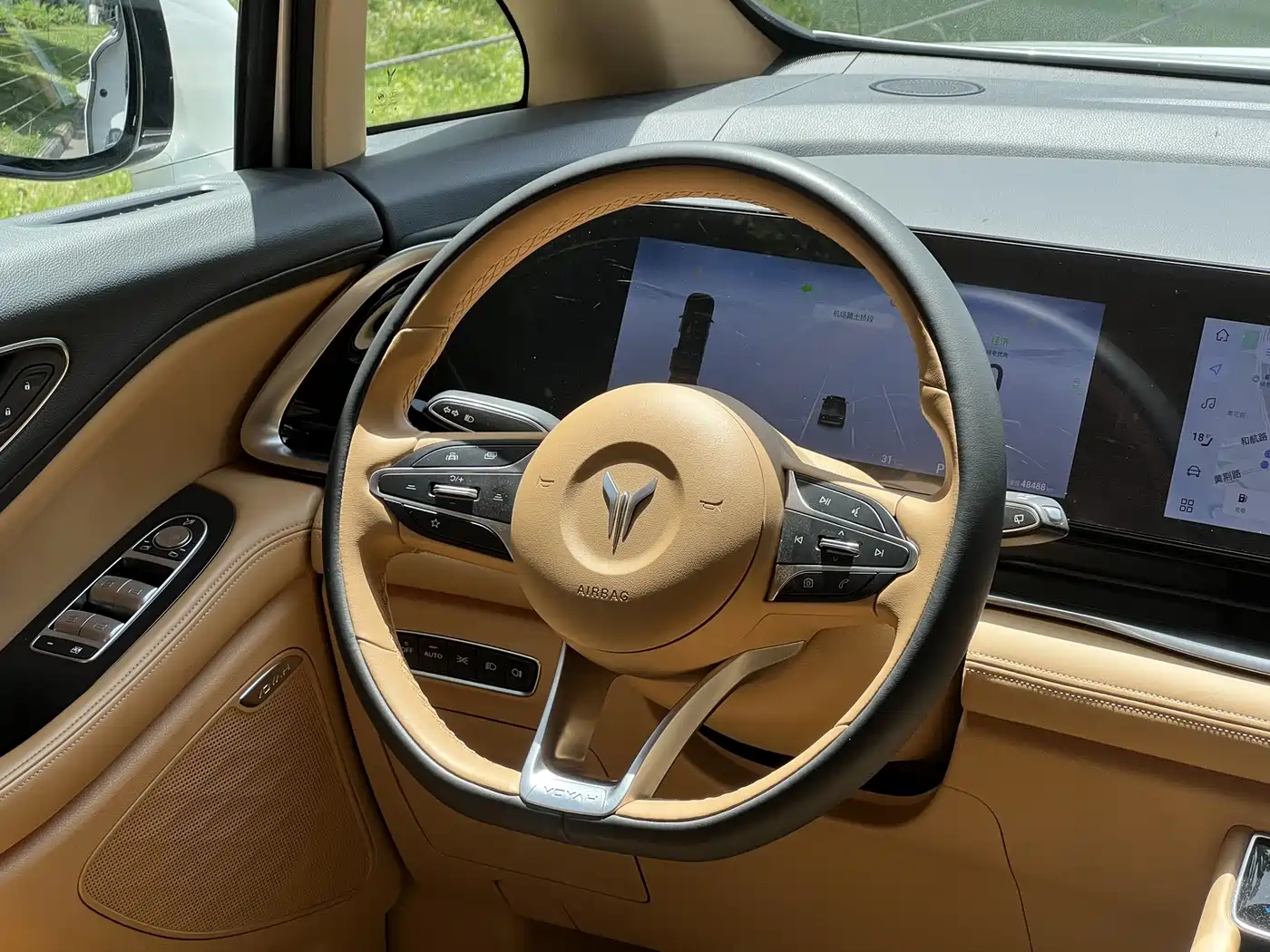 Voyah Auto Voyah Dreamer 2022 Low-carbon Edition Think+Smart Driving Package фото 17