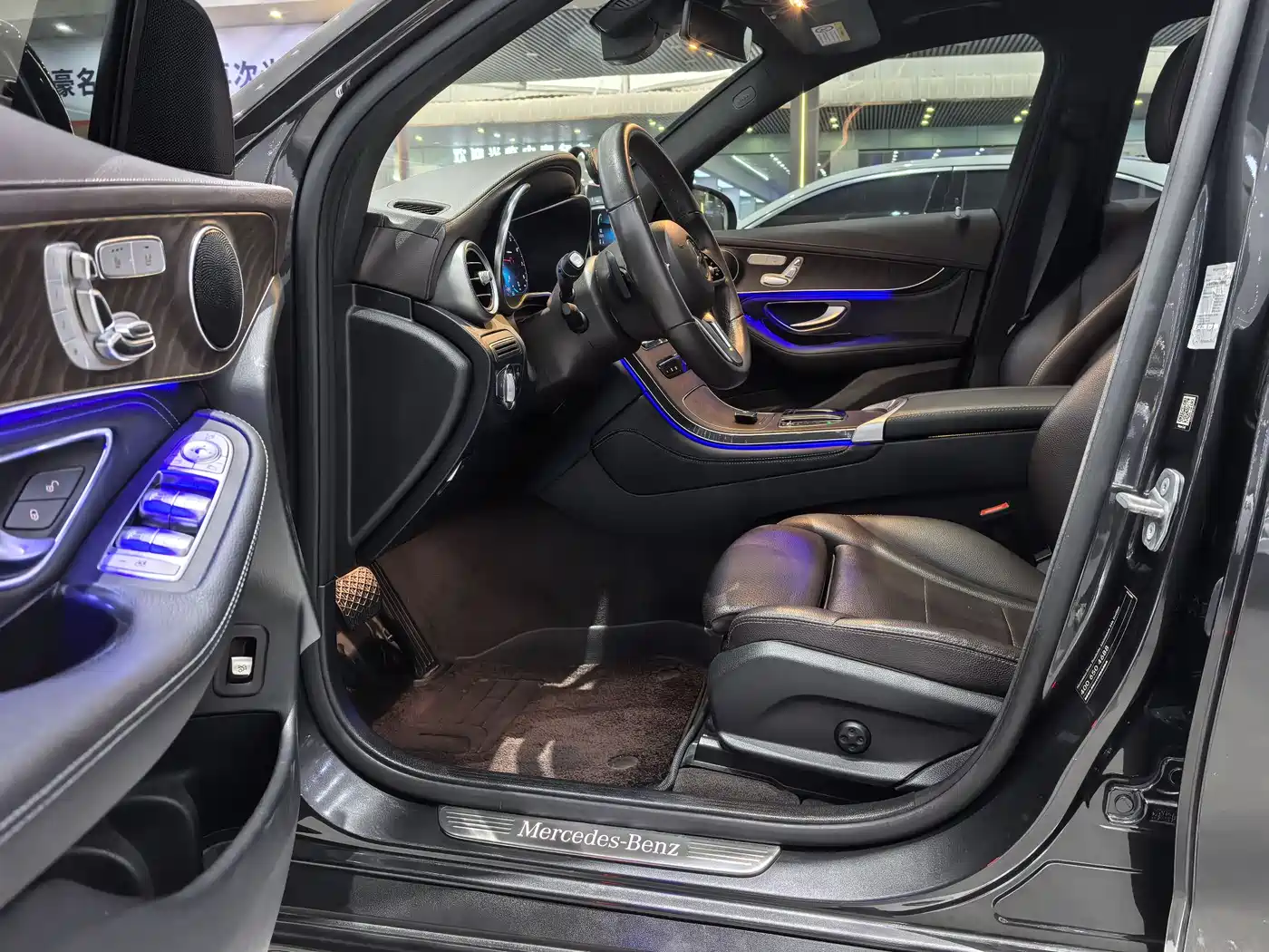 Mercedes-Benz GLC 2020 Facelift GLC 300 L 4MATIC Dynamic фото 3