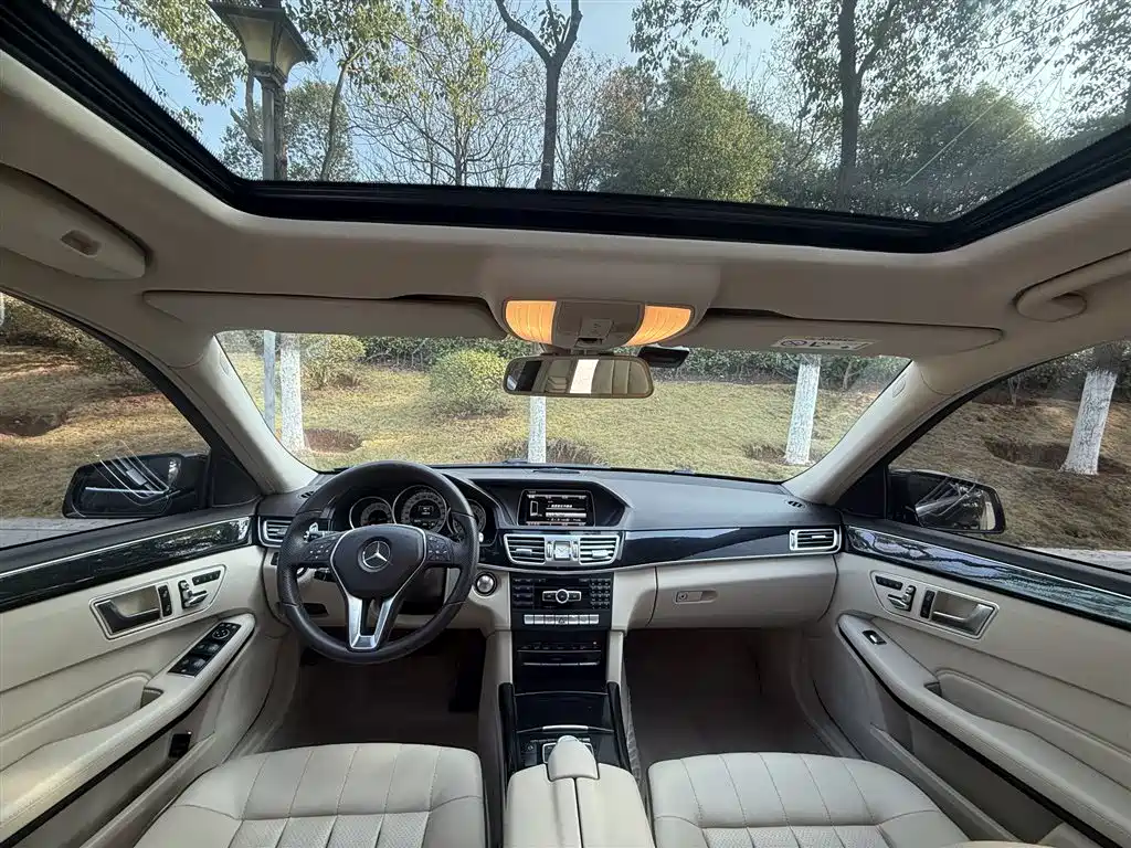 Mercedes-Benz E-Class 2015 E 260 L Sport фото 11