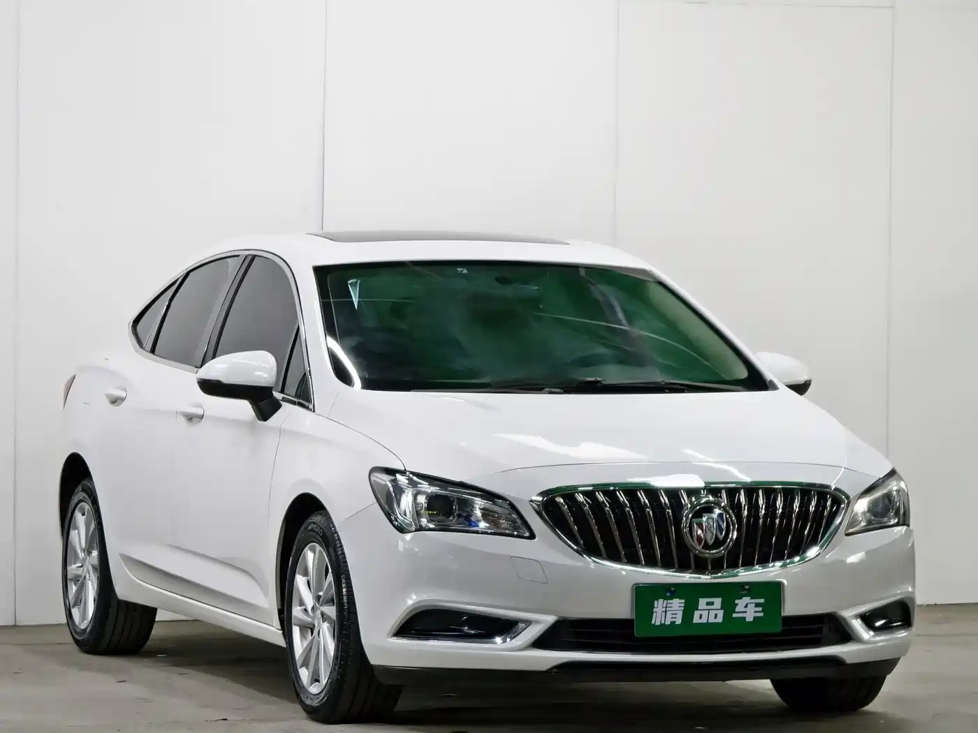 Buick Verano 2017 Sedan 15S Automatic Progressive фото 3
