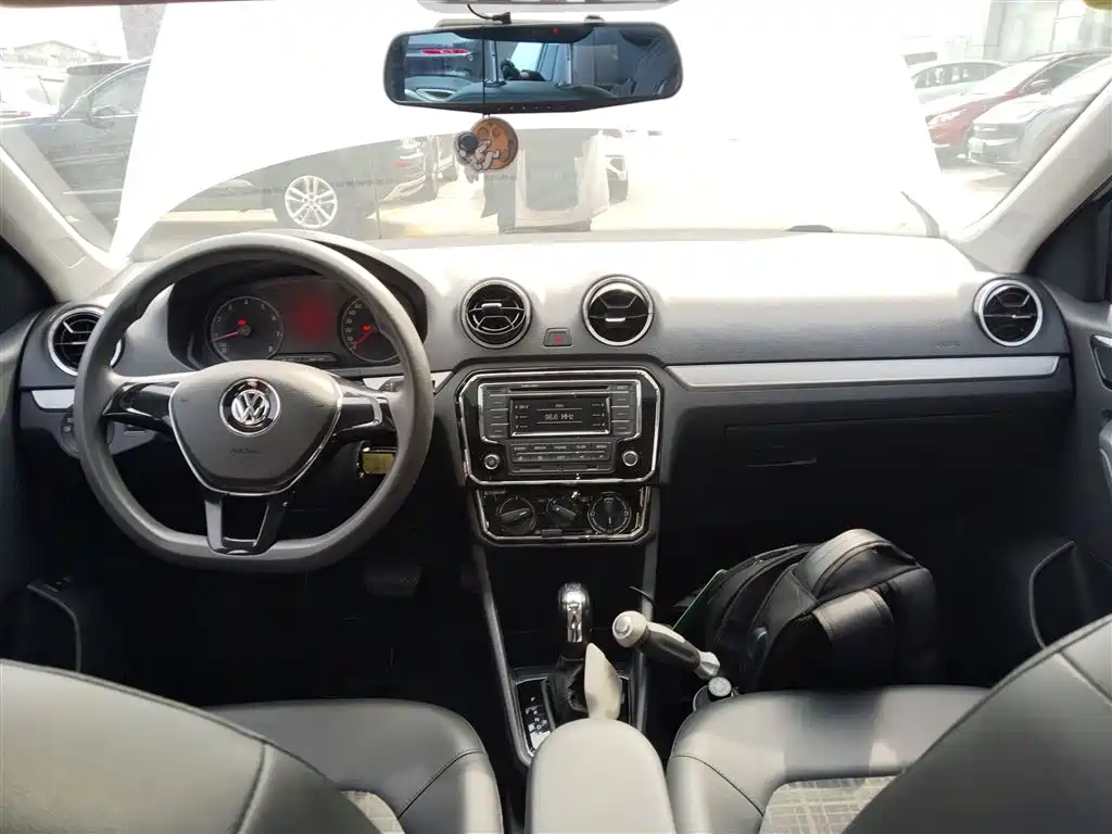 Volkswagen Jetta 2017 1.5L Automatic Comfort фото 6