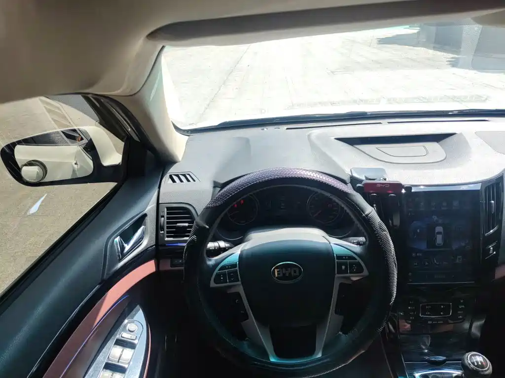 BYD Surui 2017 2015 Facelift 1.5L Manual Luxury