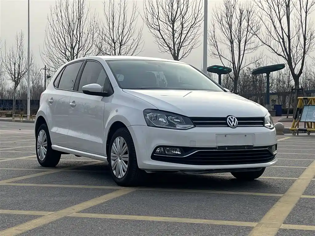 Volkswagen Polo 2016 1.6L Automatic Comfort фото 23
