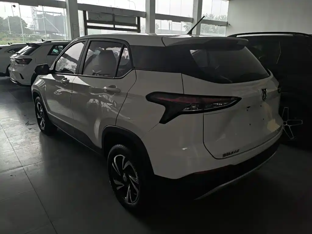 Baojun 510 2021 2021 1.5L Manual Dynamic Edition