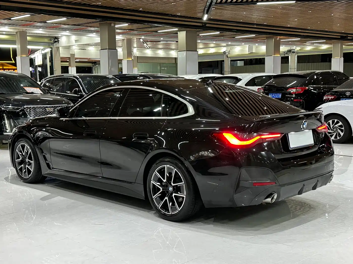BMW 4 SERIES