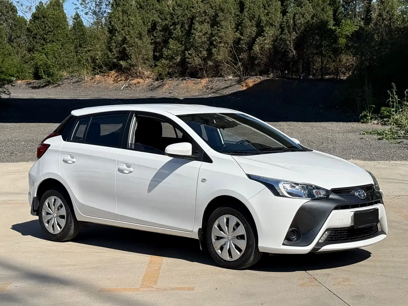 Toyota YARiS L Zhi Xuan 2016 Facelift 1.5E CVT Charming Edition фото 3