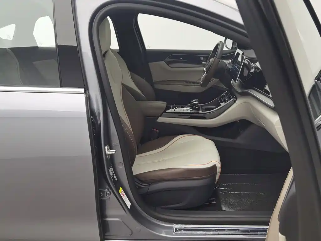 BYD Qin PLUS, миниатюра 23