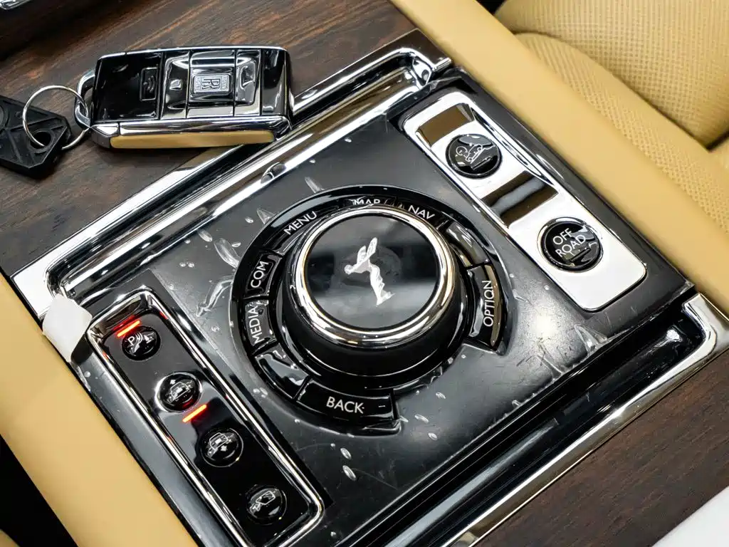 Rolls-Royce Cullinan 2020 2018 5-Seater Version