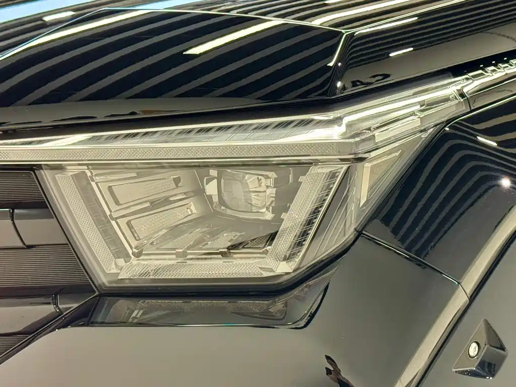 Tank 400 New Energy 2024 2024 Hi4-T Urban Edition