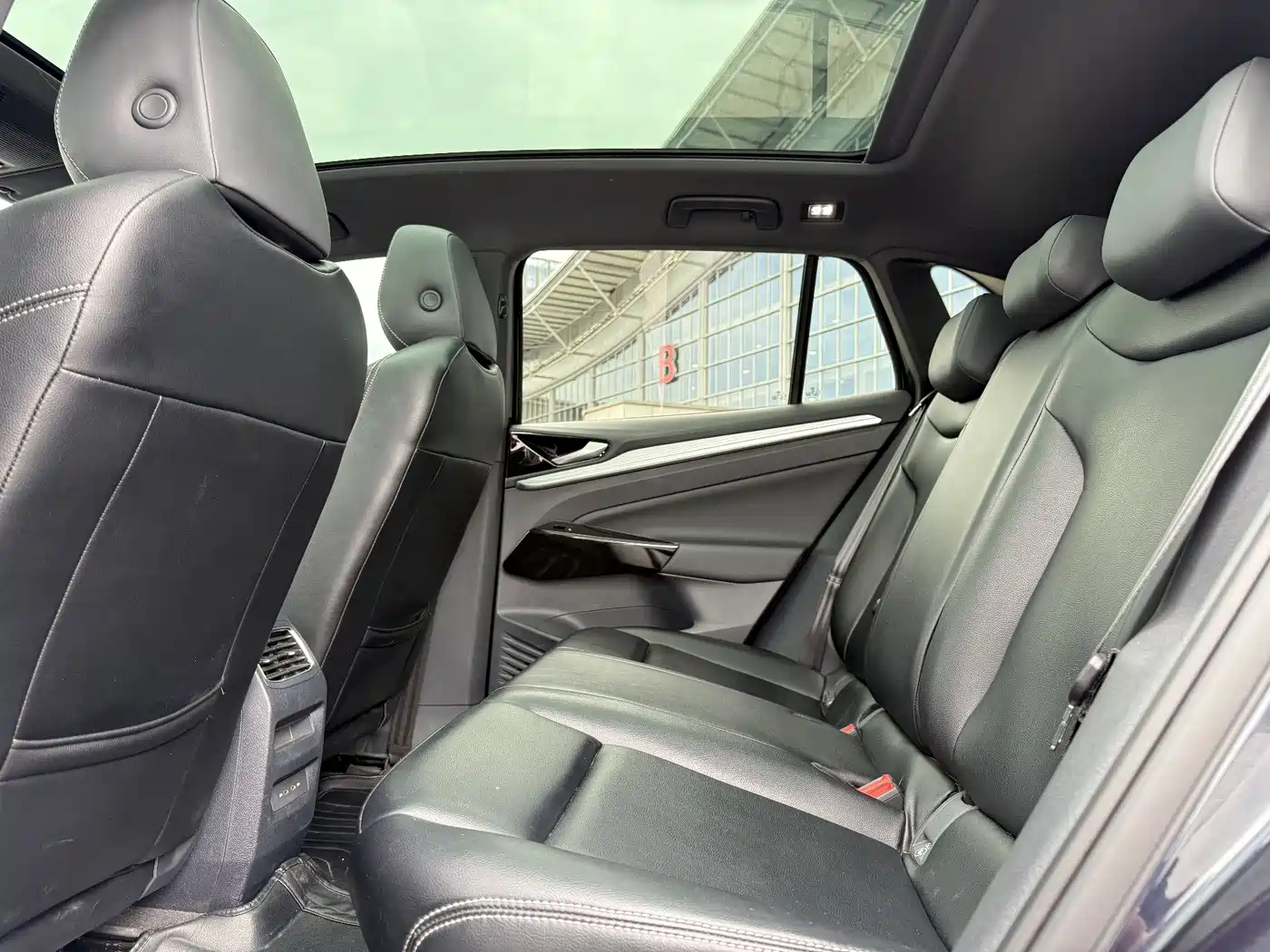 VOLKSWAGEN ID.4 CROZZ