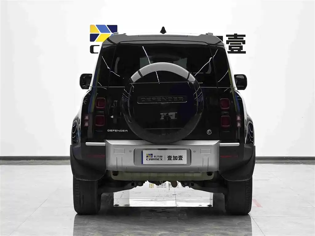 Land Rover Defender 2022 Model 90 2.0T P300 Tiger Ambition Edition фото 15