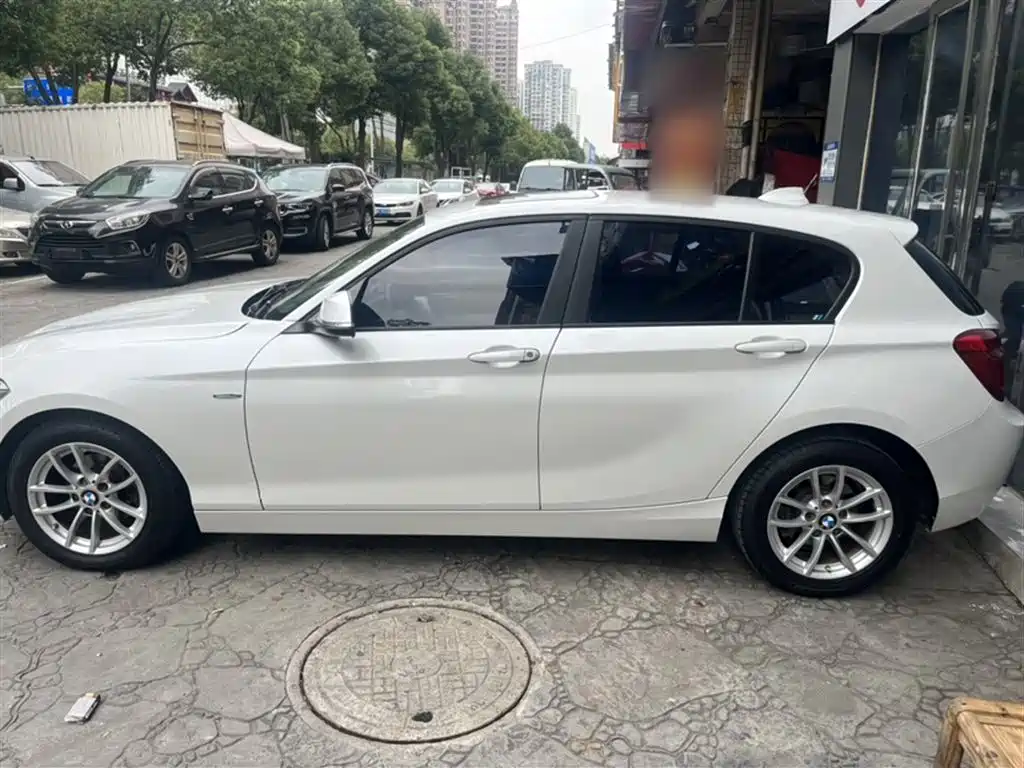 BMW 1 Series (Import) 2013 Facelift 116i Leading Model фото 5