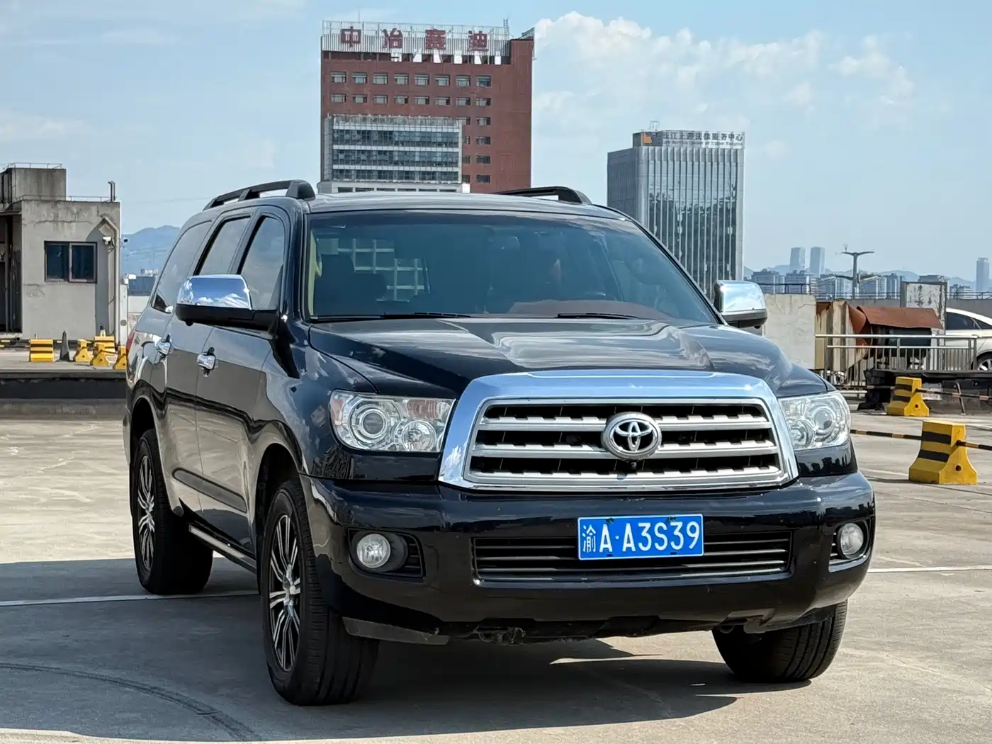 Toyota Sequoia 2015 2010 5.7 Platinum Edition