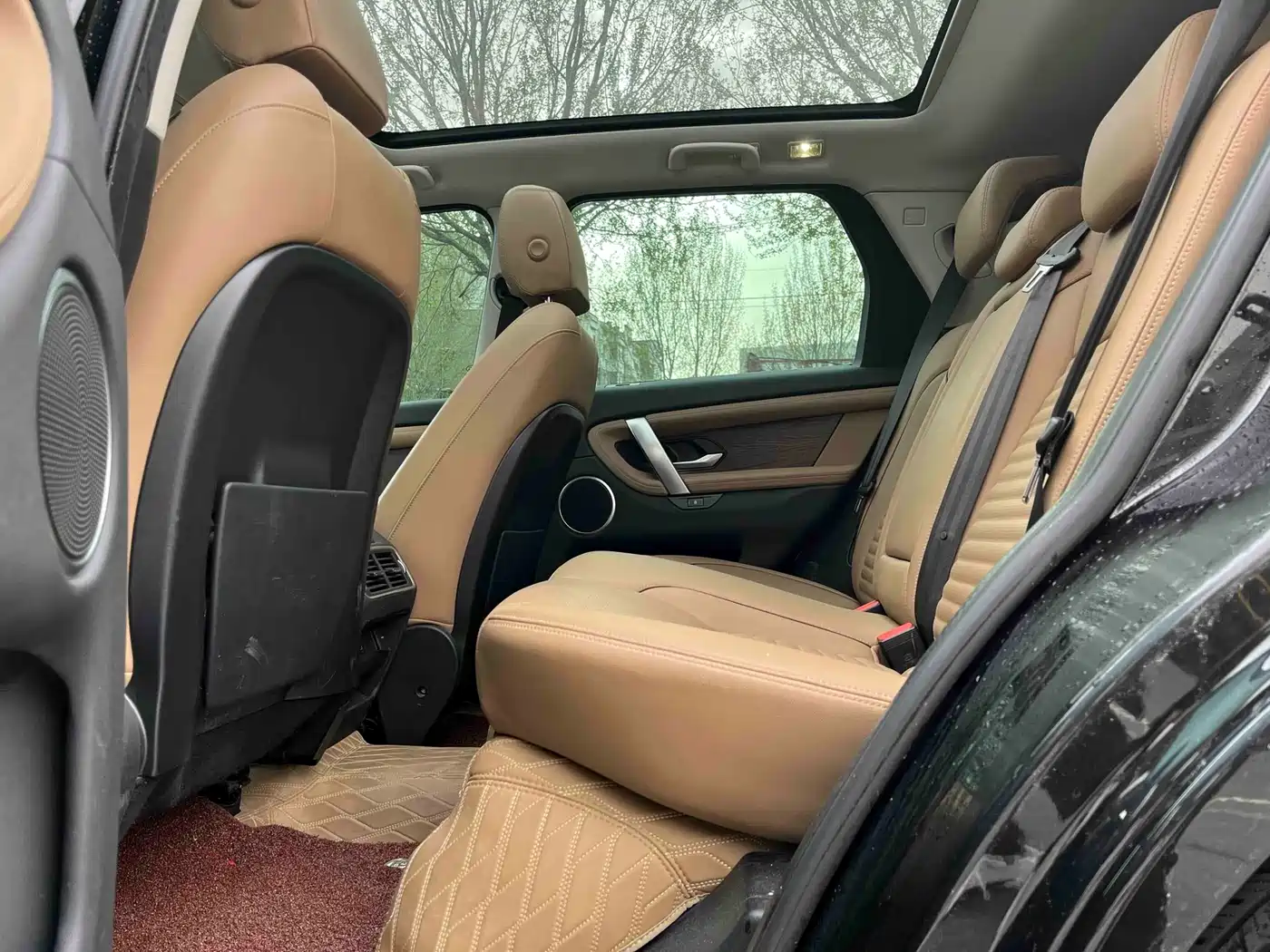 Land Rover Discovery Sport 2023 249PS R-Dynamic S Performance Version фото 8
