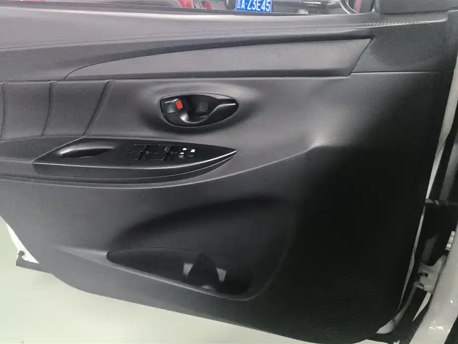 Toyota YARiS L Zhi Xuan 2022 Zhi Xuan X 1.5L CVT Leading PLUS Edition фото 7