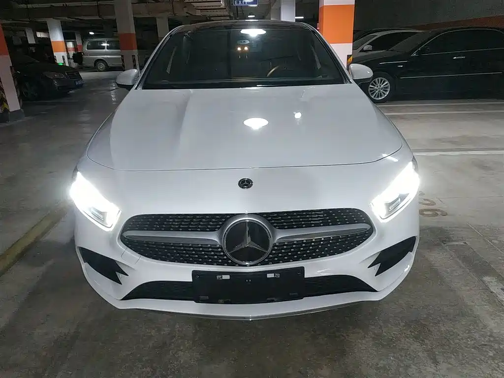 Mercedes-Benz A-Class 2020 Facelift A 200 L Sport Sedan Fashion фото 3