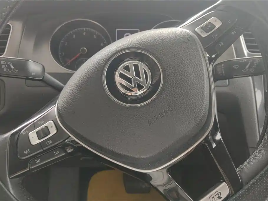 Volkswagen Golf 2014 1.4TSI Automatic Luxury фото 15