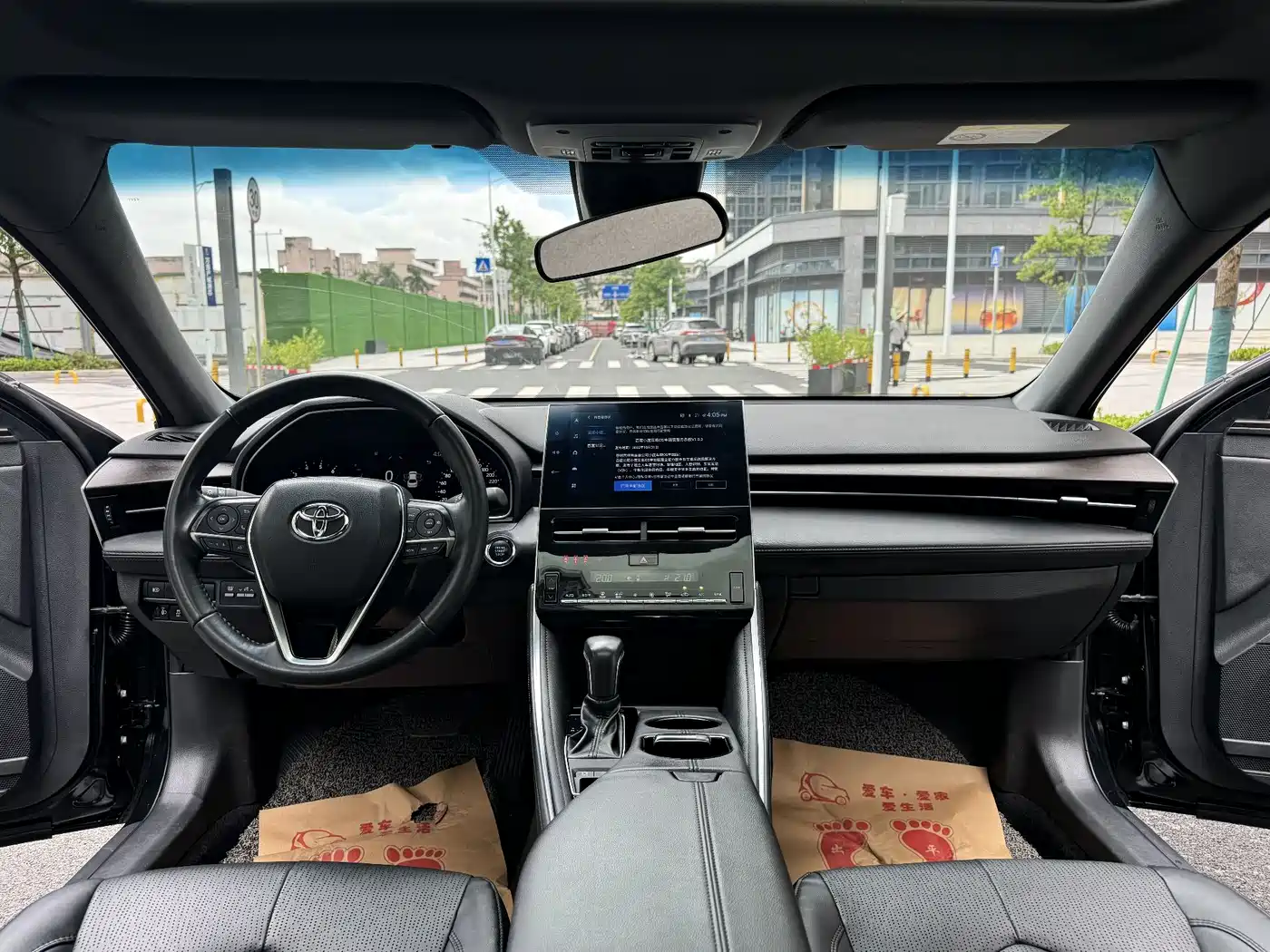 Toyota Avalon 2022 2.0L Luxury Edition фото 13