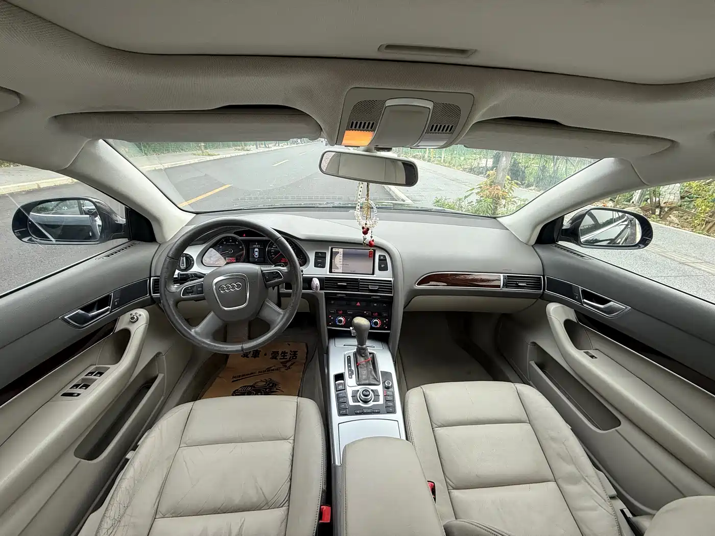 Audi A6L 2011 2.0 TFSI Automatic Comfort фото 13